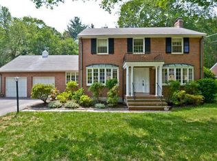 51 Mountain Terrace Rd, West Hartford, CT 06107