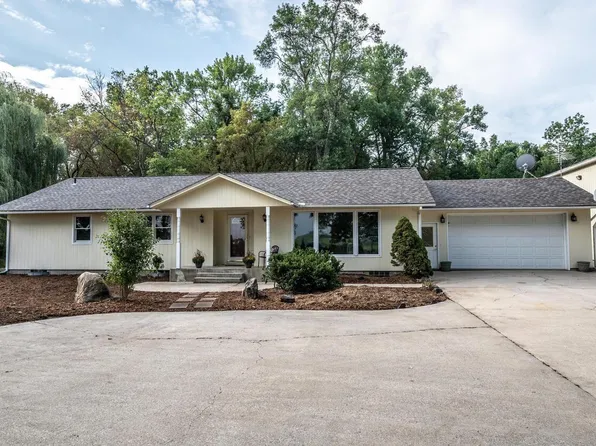 3635 100th St E, Northfield, MN 55057