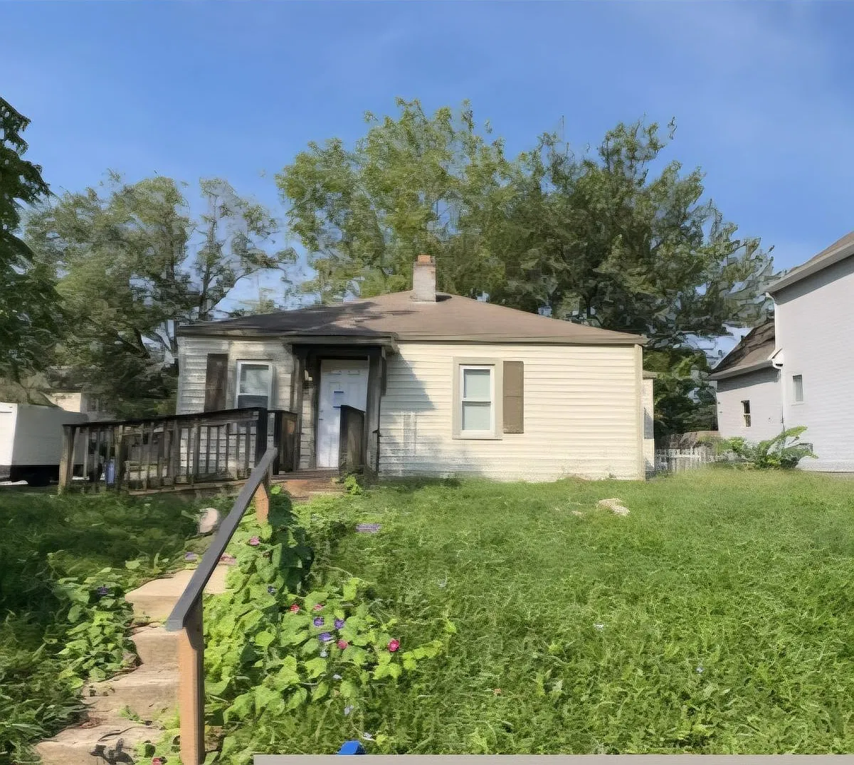 Charming 1-Bedroom Home for Rent 295 S Powell Avenue, Columbus, OH — Photo 2