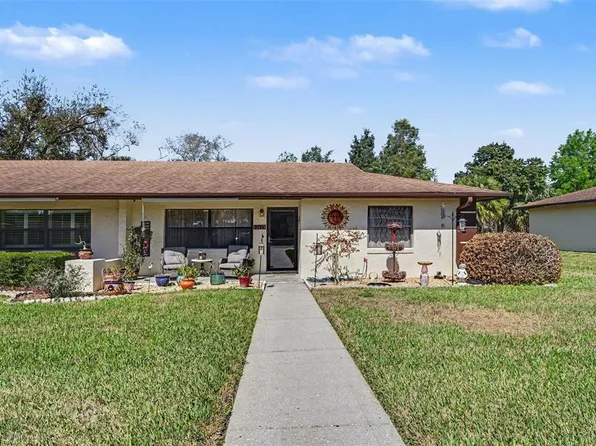 12435 Orangewood Cir, Tavares, FL 32778