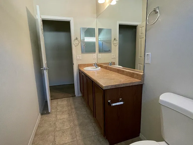5430 W Montebello Way — Photo 15