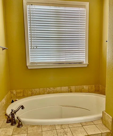 1211 Chesapeake Dr — Photo 43