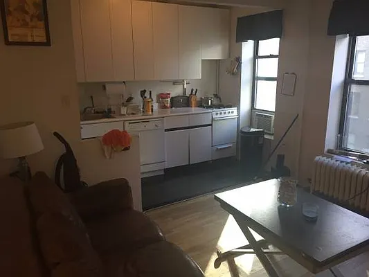 Rented by Pink Stone Realty LLC | media 16