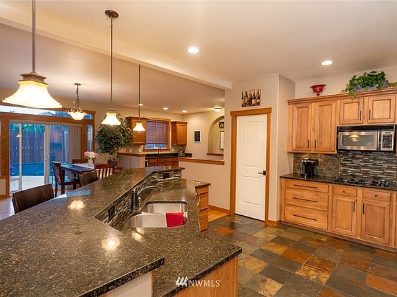 4th image of 2617 Lochcarron Dr