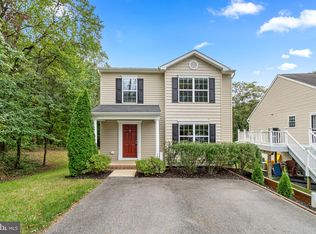 108 Saint Charles Rd, Baltimore, MD 21225