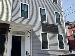 34 F St #3, South Boston, MA 02127