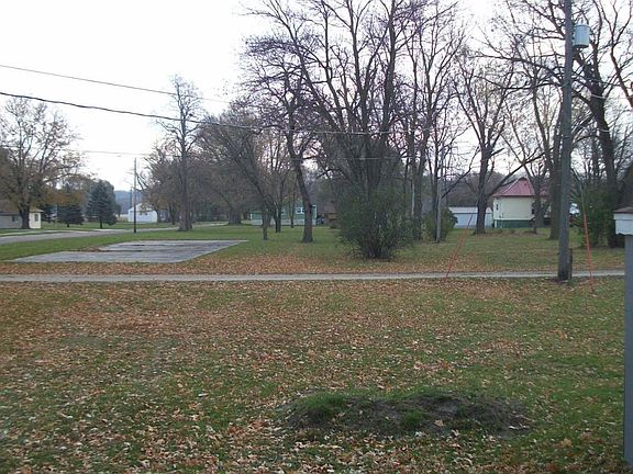 4th image of 206 N Roosevelt Ave