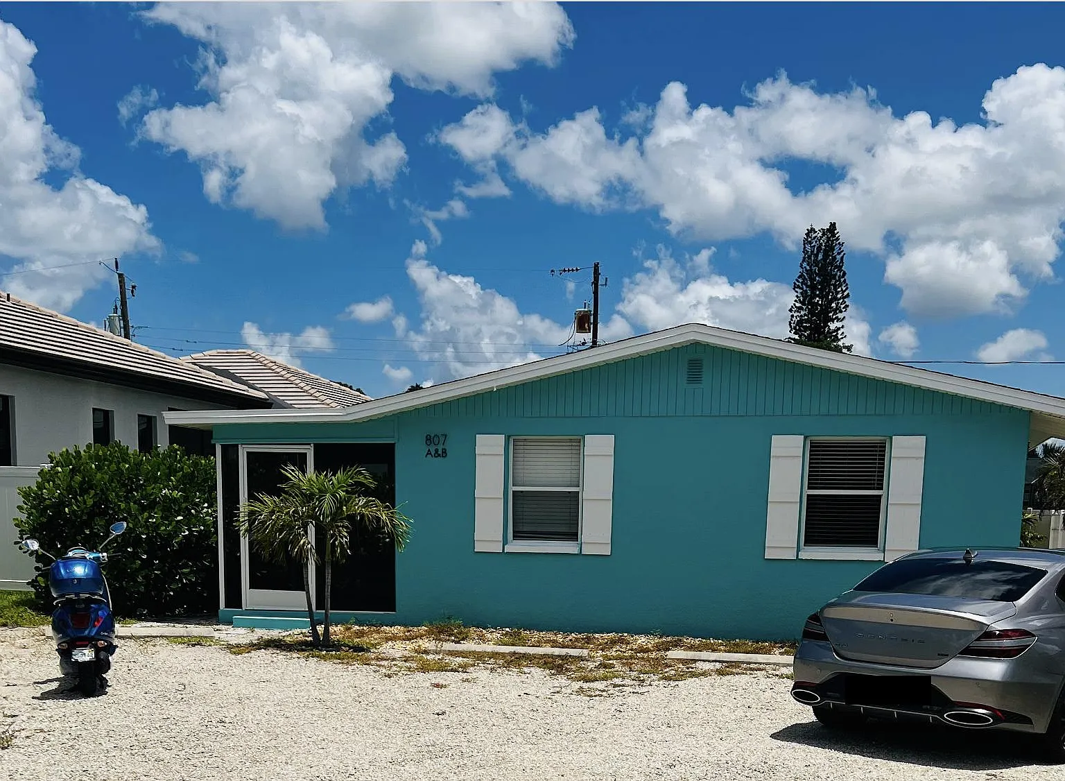 2 bed, 800 sqft, $2,300 — Photo 1