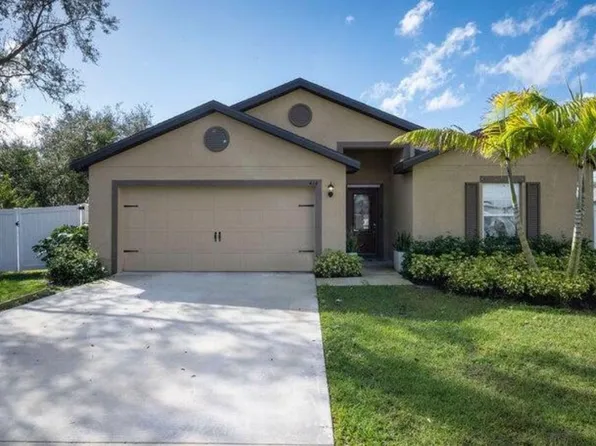 414 SW Dahled Ave, Port Saint Lucie, FL 34953
