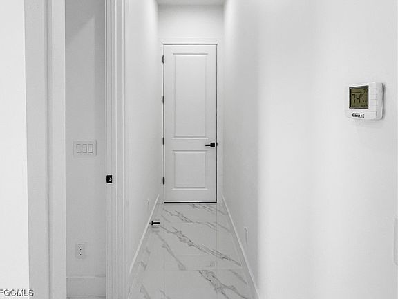 3rd image of 916 Sara Ave N #916