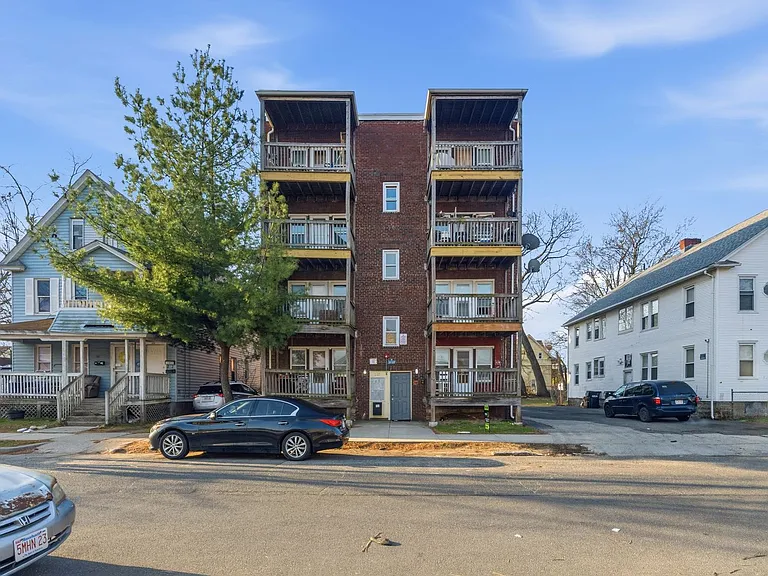 107 Kensington Ave — Photo 13