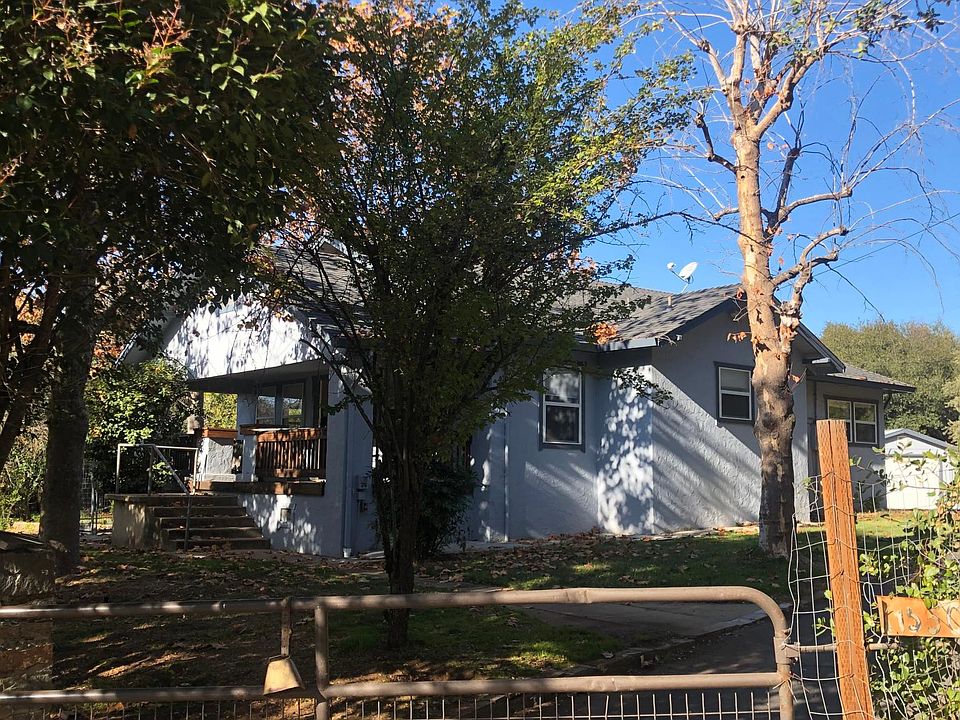 1st image of 19530 Cameron Ln