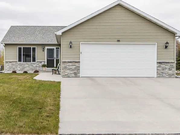 953 Red Willow Dr, Frazee, MN 56544