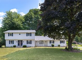 1407 Sumner Dr, Erie, PA 16505