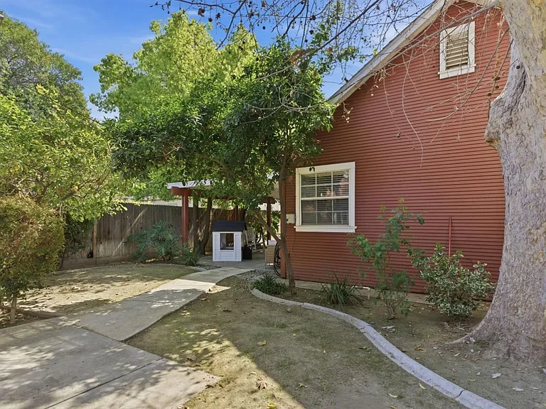 3030 San Emidio St — Photo 29