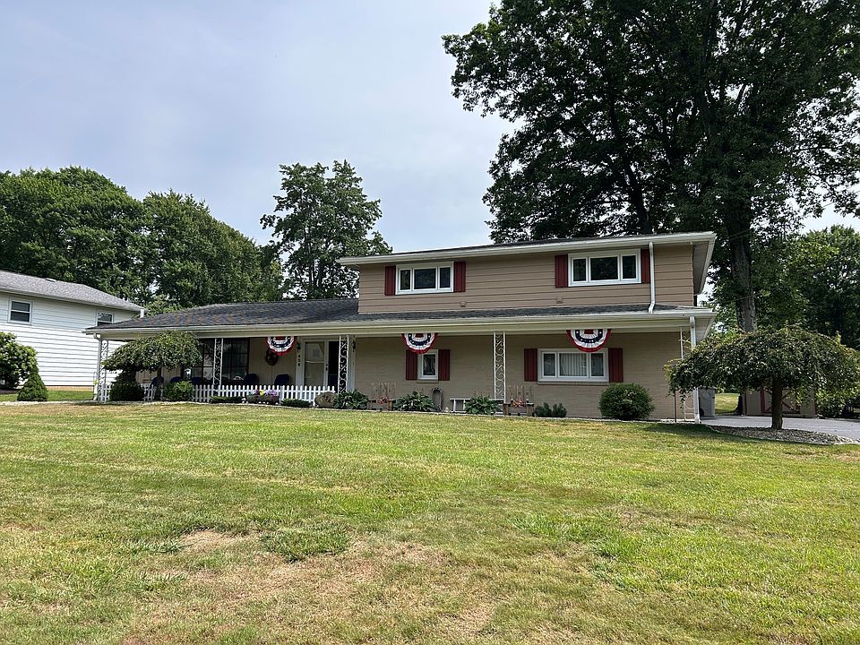 1st image of 454 Hartz Ave