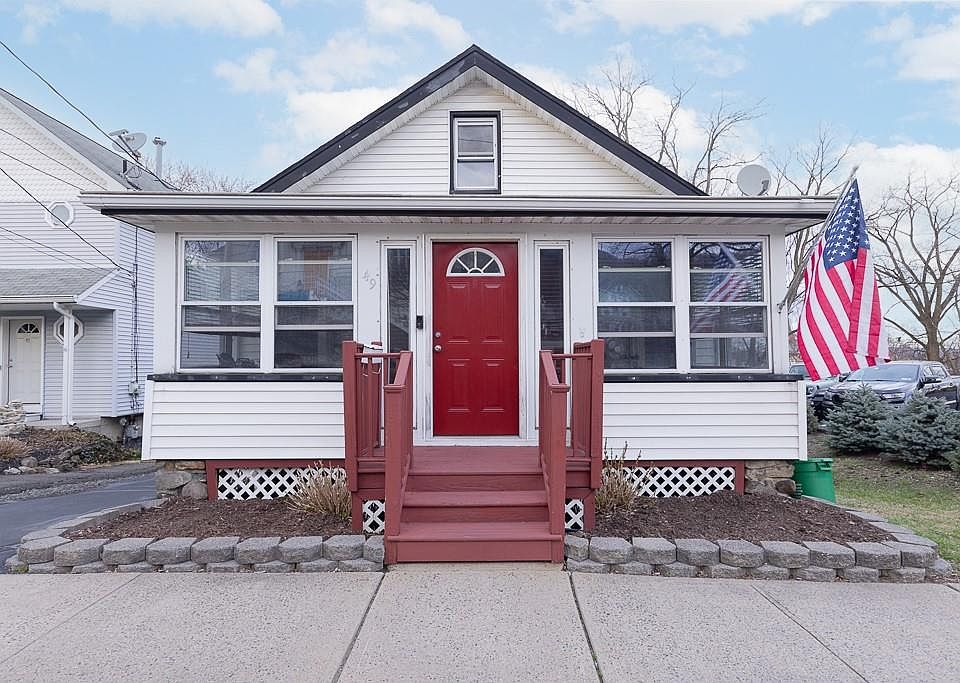 1st image of 49 Conklin Avenue