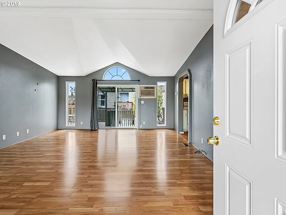 5th image of 1870 Heartwood Dr
