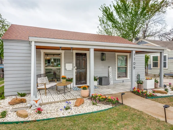 1709 Virginia Pl, Fort Worth, TX 76107