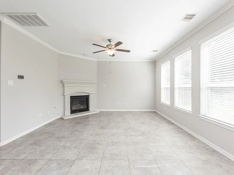 18119 Tall Chestnut St — Photo 10