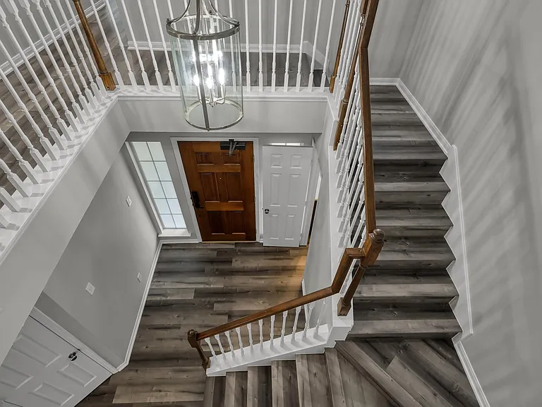 23 Alderon Woods Pl — Photo 4