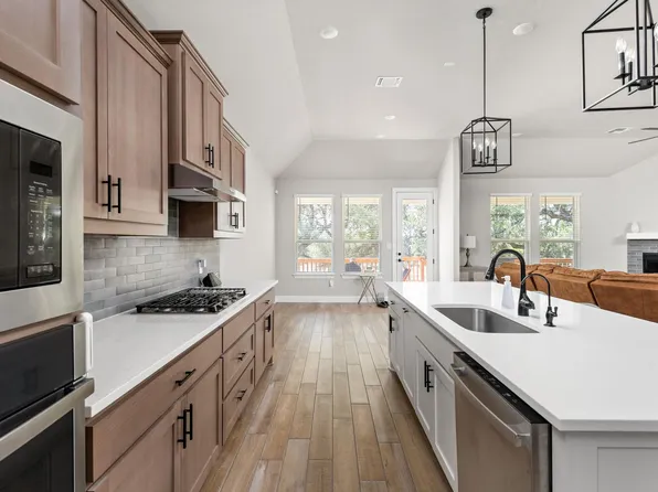 201 Blue Jasmine Trl, Georgetown, TX 78628