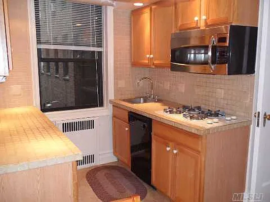 Sold by Douglas Elliman | media 26