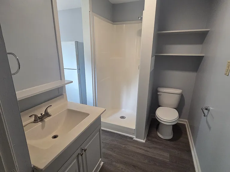319 Mercer Ave — Photo 21