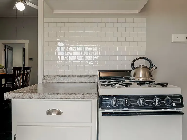3049 Riverside Dr #1 — Photo 4