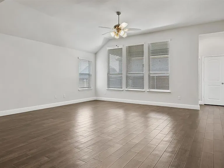 429 Cooper St — Photo 11