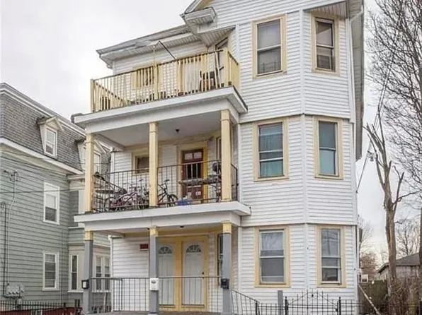 224 Hanover St, Providence, RI 02907