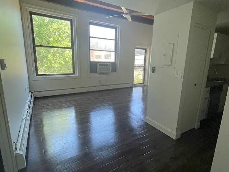 SilverBrick Lofts — Photo 9