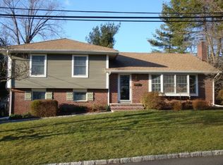 407 Grace Ave, Northvale, NJ 07647
