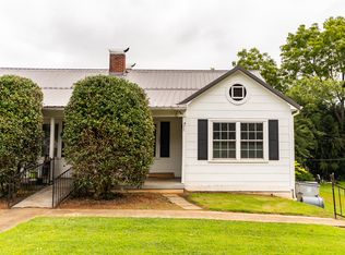 320-01: 406 Edisto Street Northeast - C, Lenoir, NC 28645