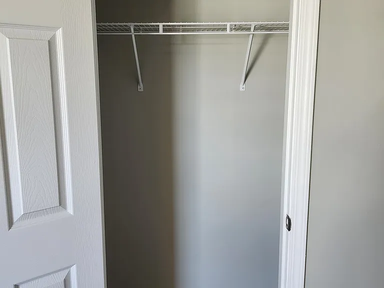 43 Derby Ln — Photo 25