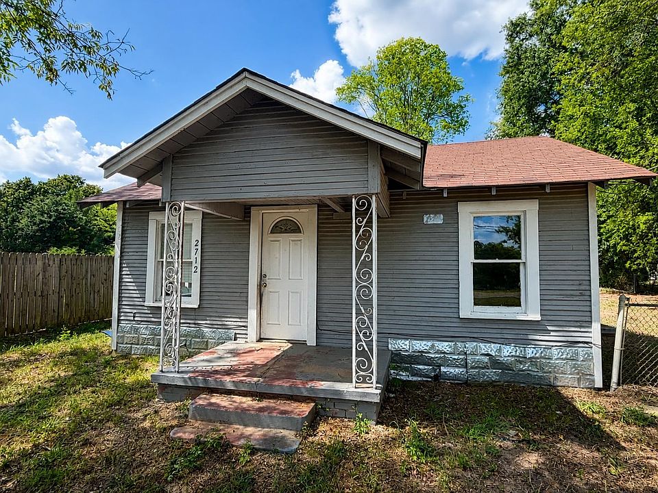 1st image of 2712 W Upshur Ave