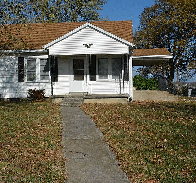 1st image of 7314 Victor Ln