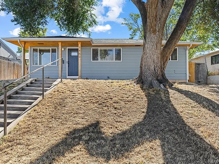 1460 W Alaska Pl — Photo 1