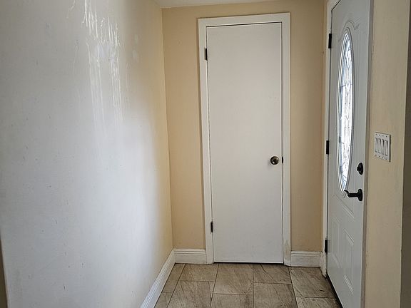4th image of 7730 Greybirch Ter