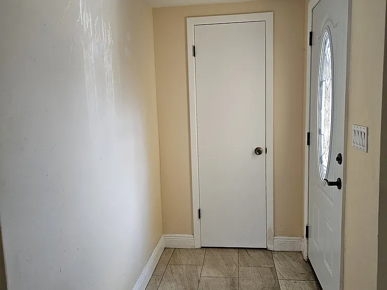 7730 Greybirch Ter — Photo 4