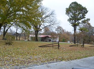 16916 Stage Coach Rd, Gravette, AR 72736