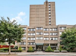 Regency Park Condominiums, Brookline, MA 02445