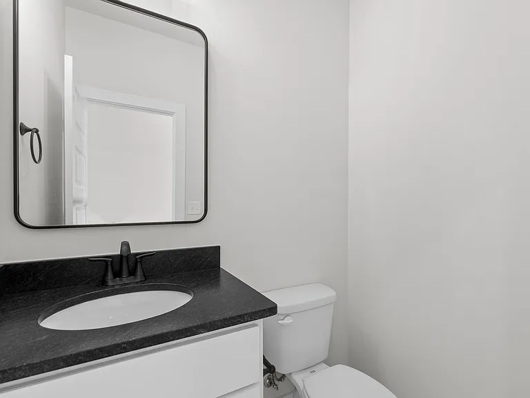 1110 Montieri Dr — Photo 25