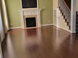528 Mill Creek Pkwy, Chesapeake, VA 23323