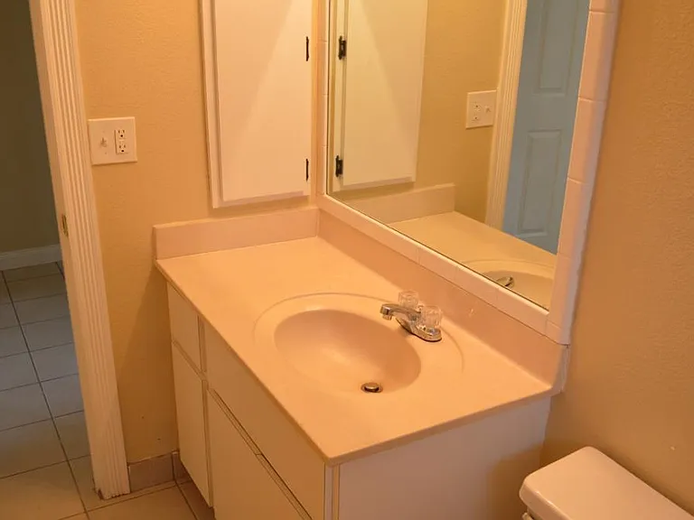 2432 Lantana Ave — Photo 11