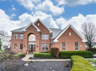 5985 Heritage Lakes Dr, Hilliard, OH 43026