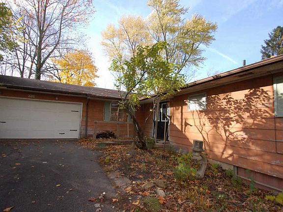 2nd image of 4949 Sharon Hill Dr