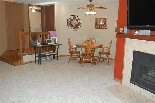 4th image of 6437 Oak Forest Ave APT 2W