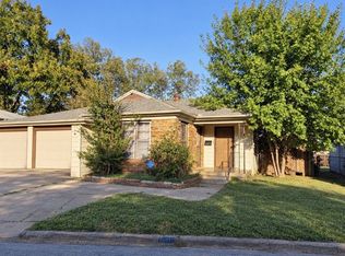 2513 Roseland St, Fort Worth, TX 76103