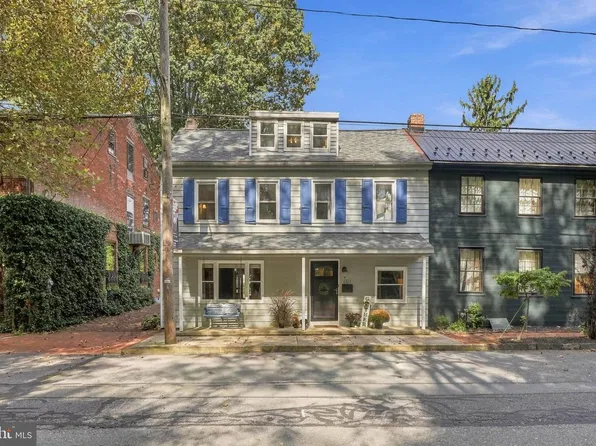 460 E Front St, Marietta, PA 17547